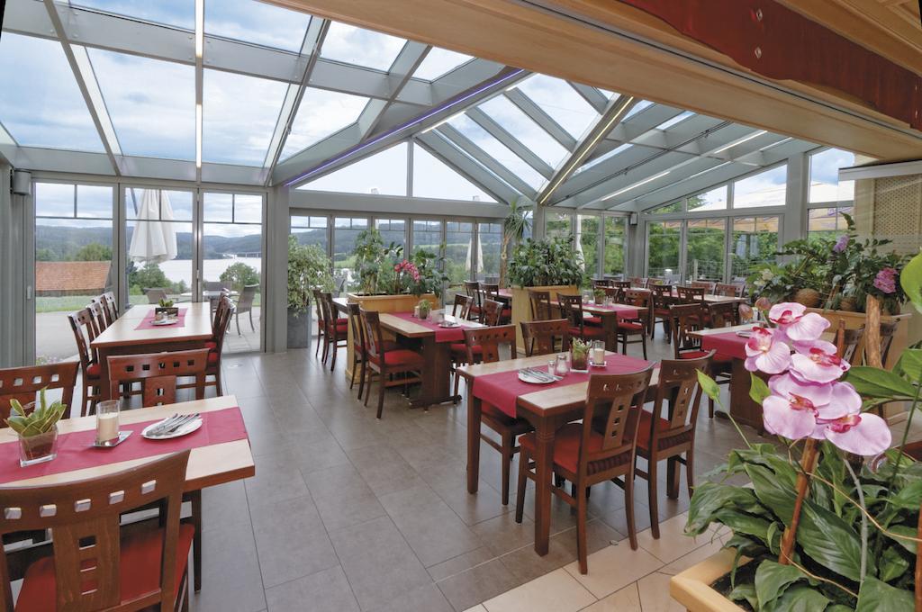 Panorama-Hotel Am See Neunburg vorm Wald Exteriör bild
