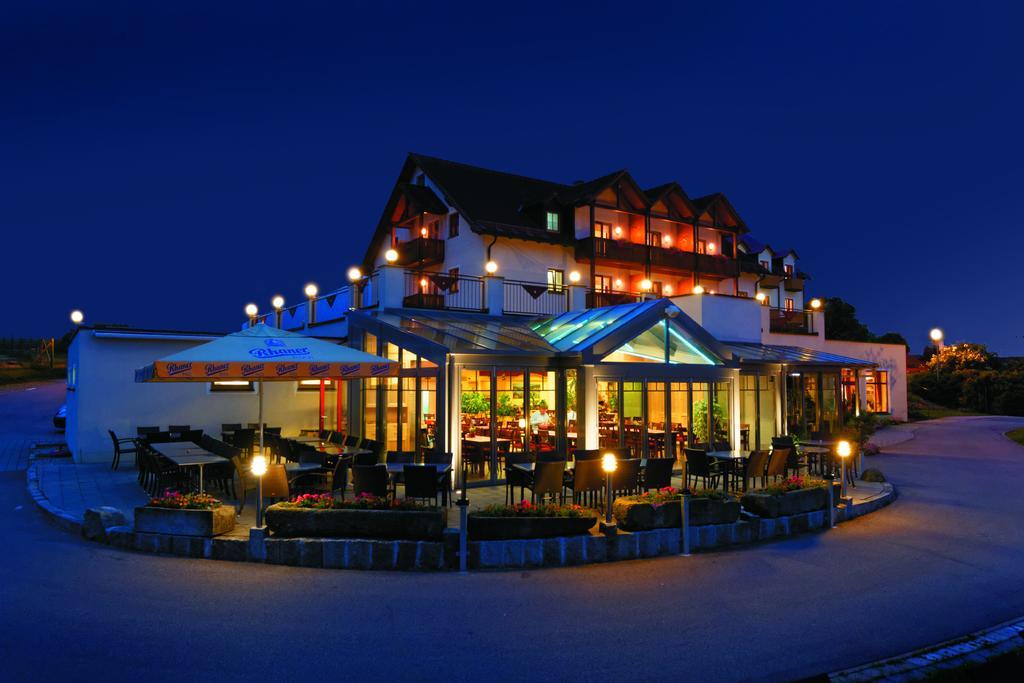 Panorama-Hotel Am See Neunburg vorm Wald Exteriör bild