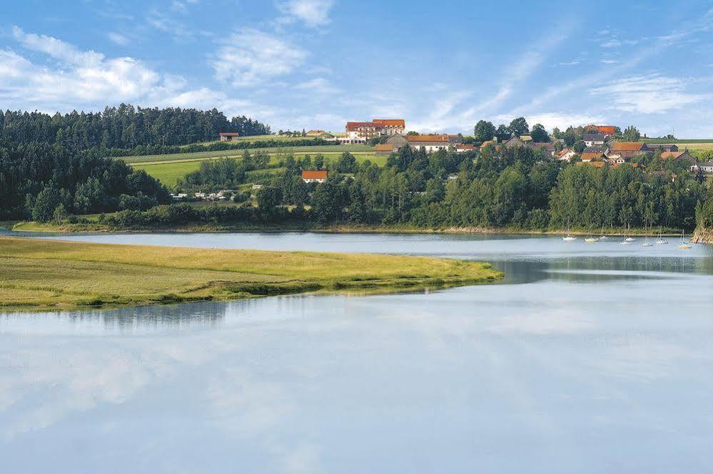 Panorama-Hotel Am See Neunburg vorm Wald Exteriör bild